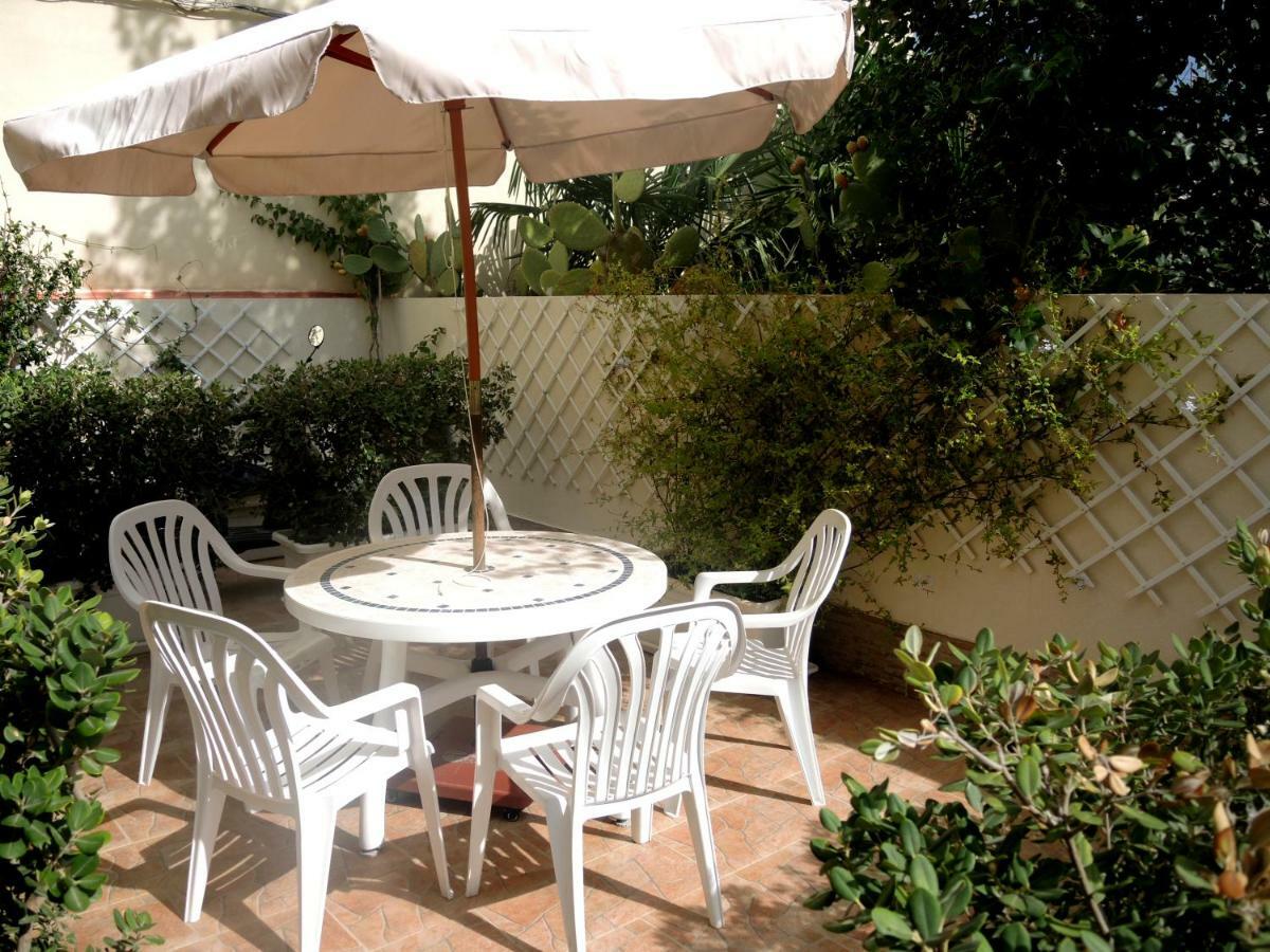 Casa Vacanze Metrosideros San Vito Lo Capo Exterior photo